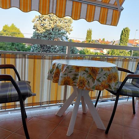 Apartment Ivana,Mali Maj Poreč Extérieur photo