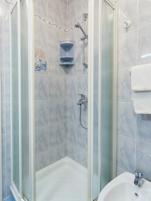 Apartment Ivana,Mali Maj Poreč Extérieur photo